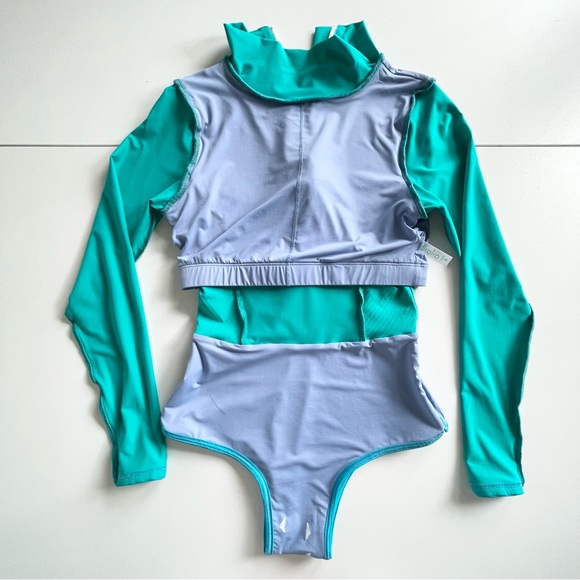 Dkoko Surface One Piece Surf Suit - Size Small - Like New - Picture 10 of 12